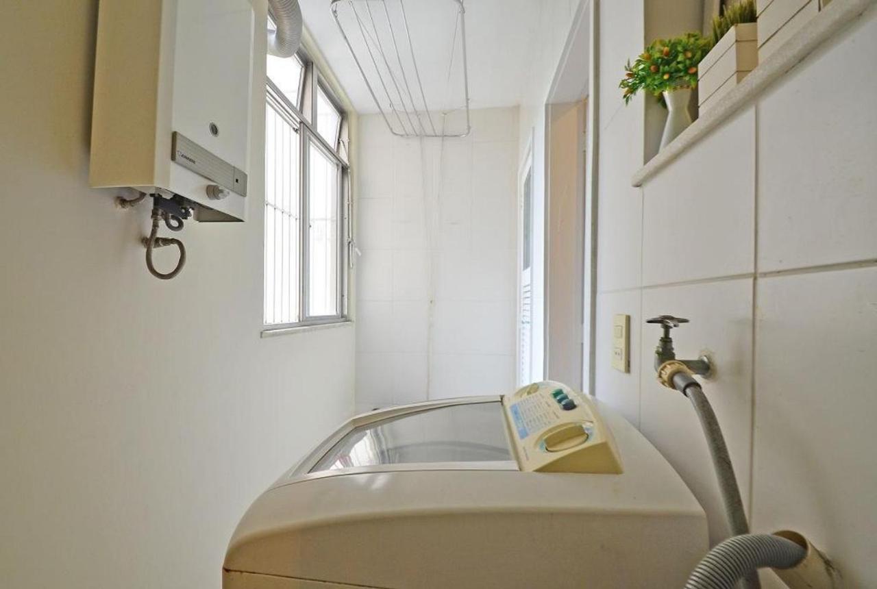 Apartamento de 2 quartos com varanda e vaga de garagem no Leme! Rio de Janeiro Exterior foto