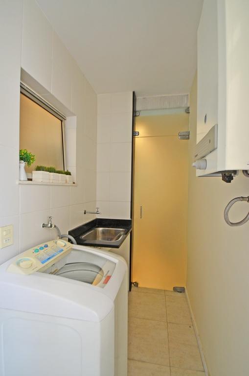 Apartamento de 2 quartos com varanda e vaga de garagem no Leme! Rio de Janeiro Exterior foto